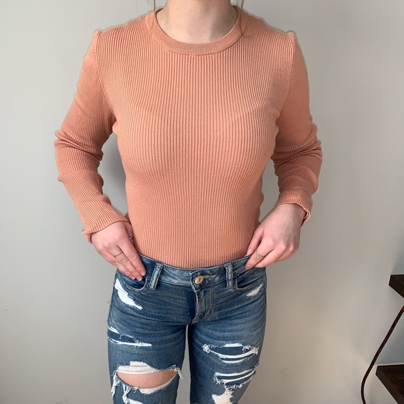 Sweater - Picture 1 of 4